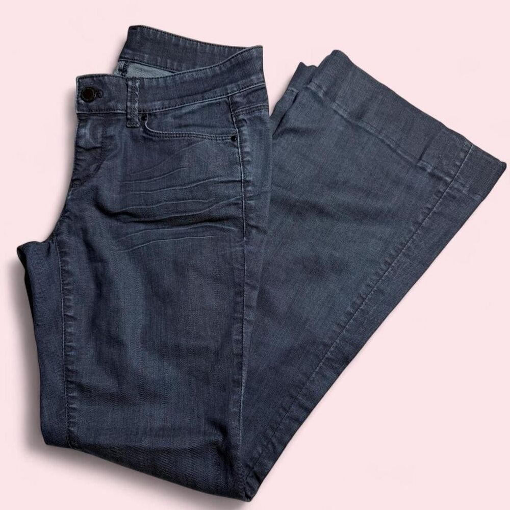 Ann Taylor Flare Leg Dark Wash Blue Jeans